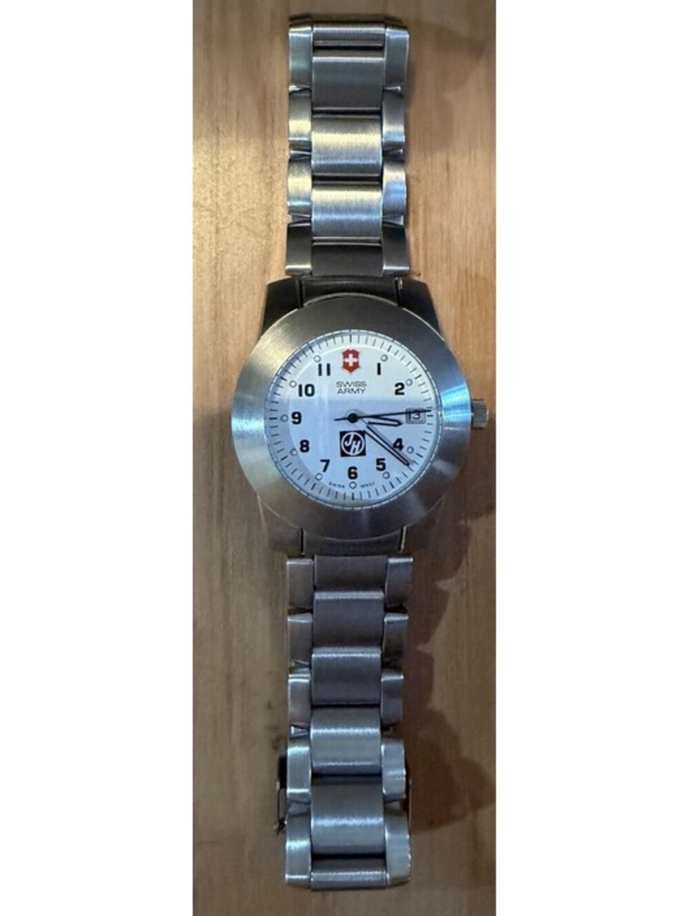 VICTORINOX SWISS ARMY Peak Series Corporate Edition Men’s Watch (NEW)